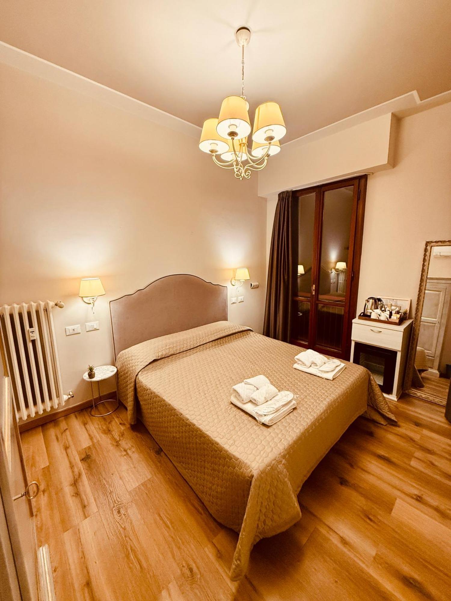La Boutique By Rjgal B&B ฟลอเรนซ์ ภายนอก รูปภาพ