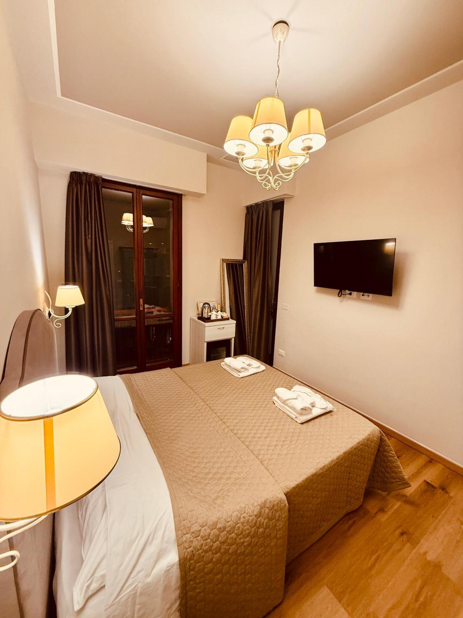 La Boutique By Rjgal B&B ฟลอเรนซ์ ภายนอก รูปภาพ